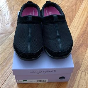 ezcool mesh clogs